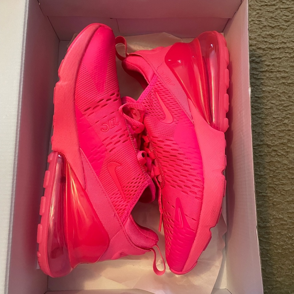 Brand new in box never worn Nike air max 270 women’s size 9.5